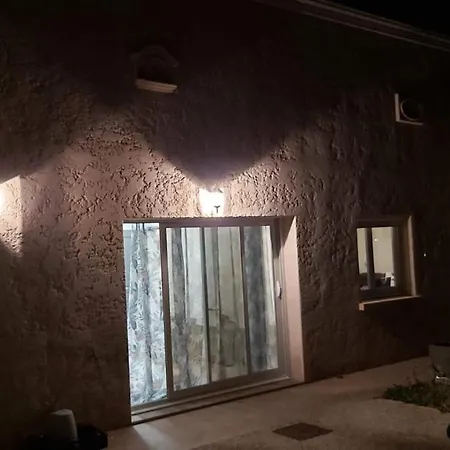 度假居 Agreable Maison Spacieuse A 拉特里姆莱德